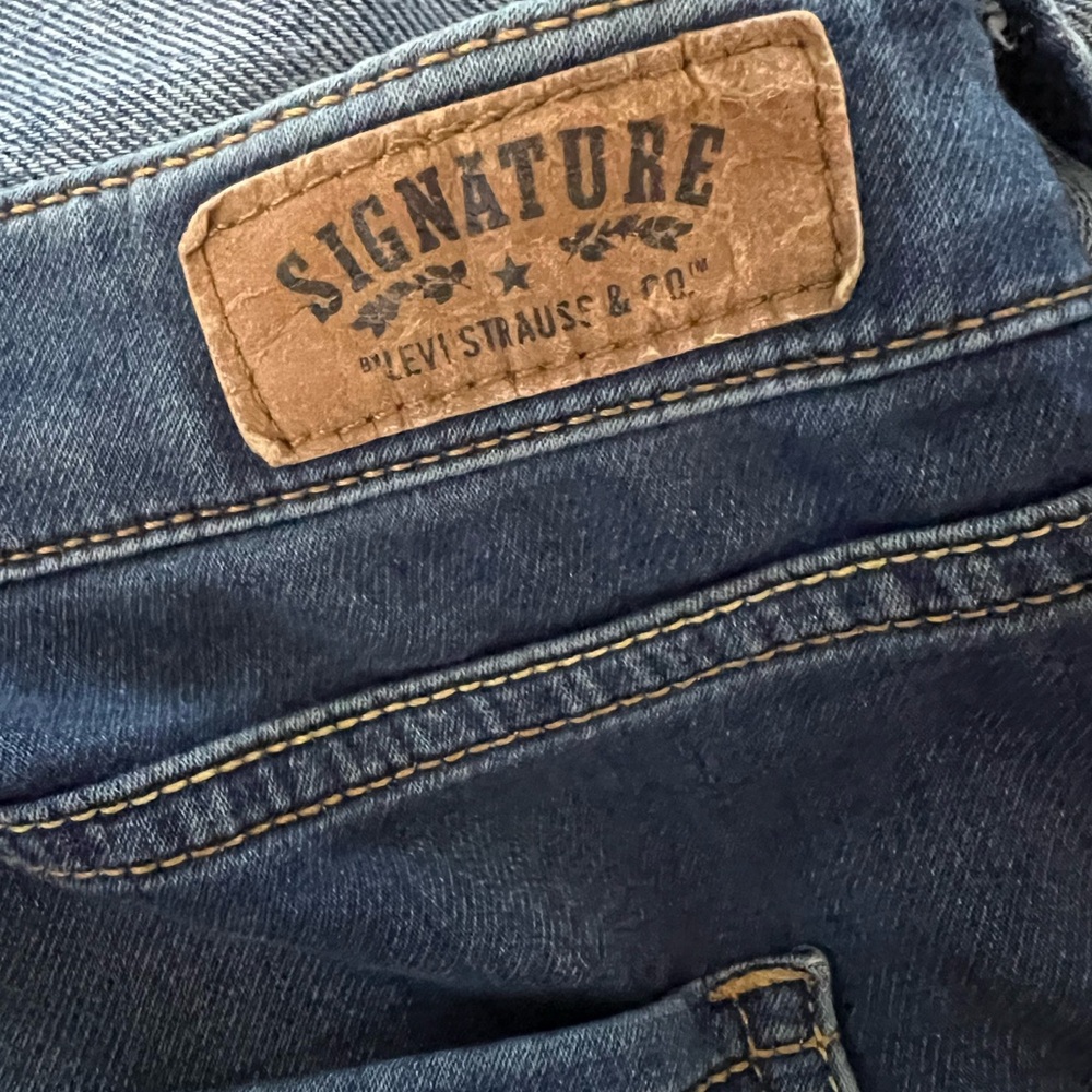 Levi's Blue Flare Wide Leg Jeans Retro Charm - Picture 5 of 7